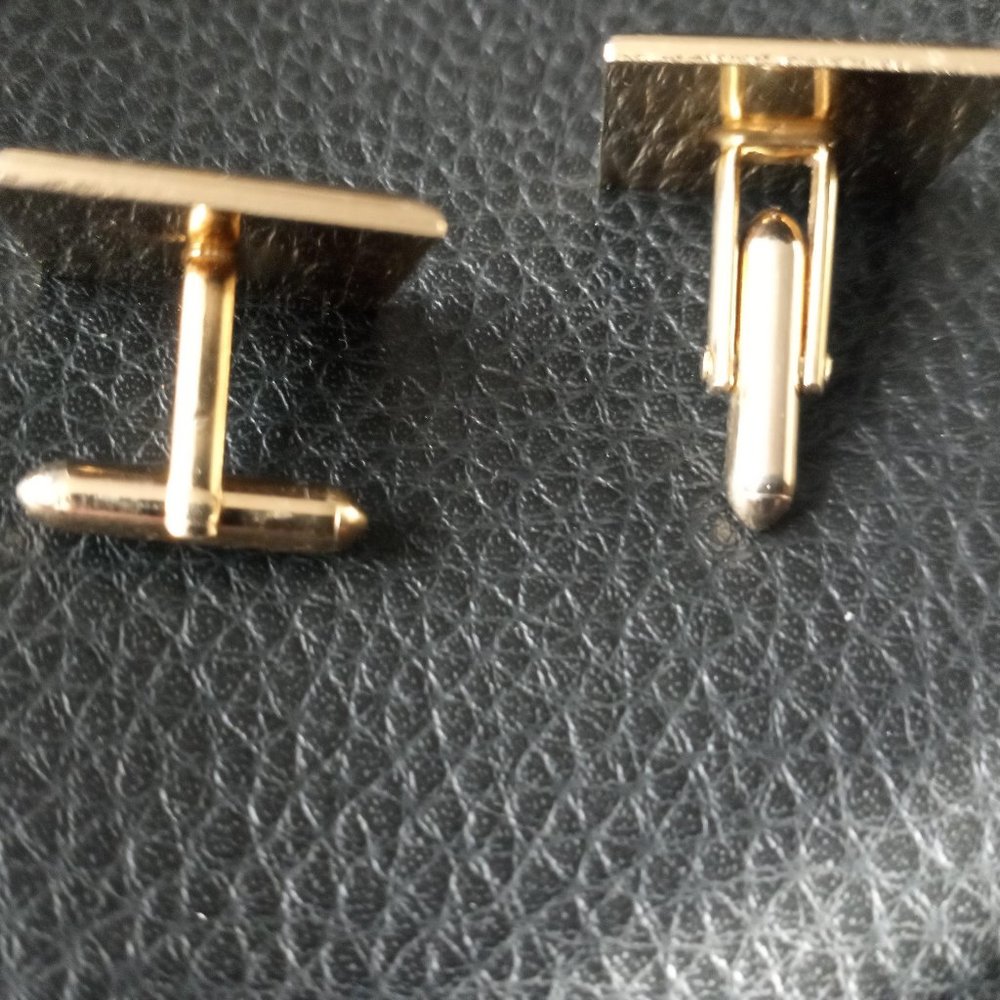 SOLD! - Picture 4 of 4